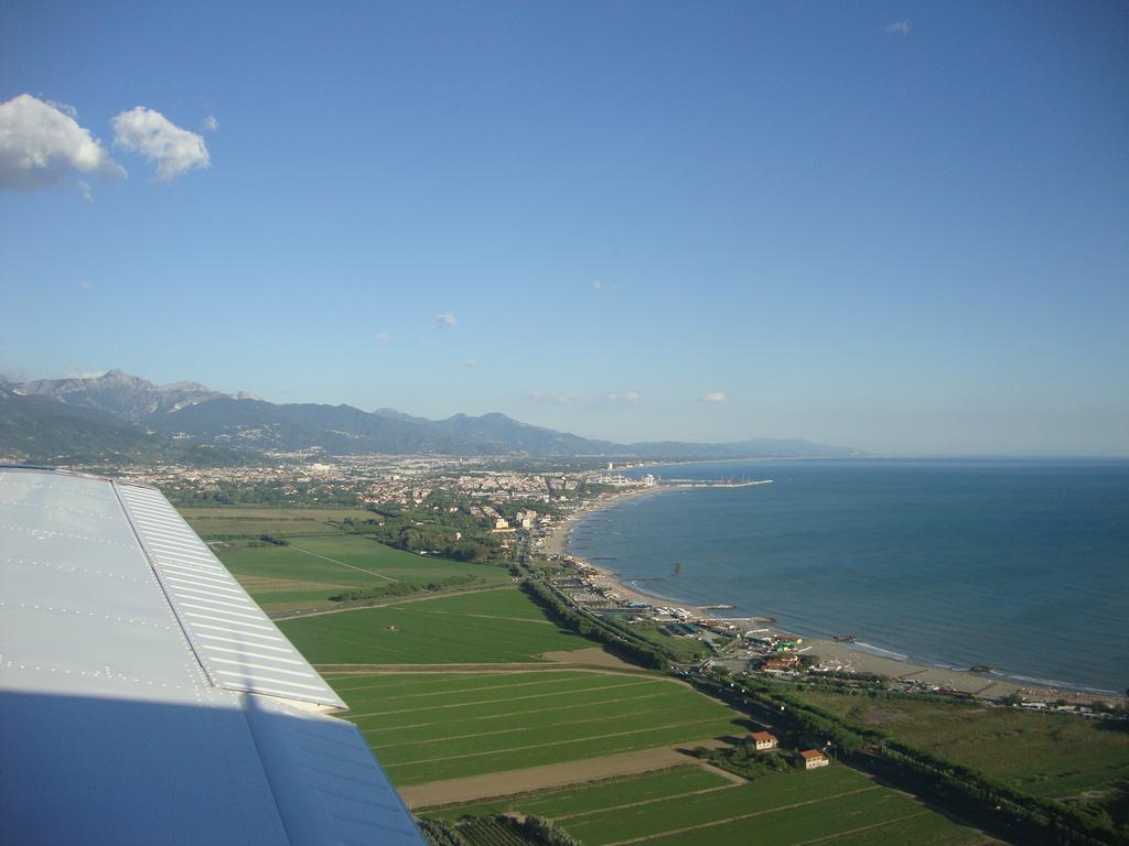 Appartamento Marina Marina Di Carrara Kamer foto