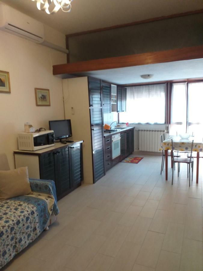 Appartamento Marina Marina Di Carrara Buitenkant foto