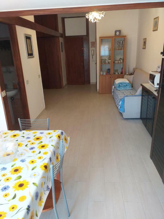 Appartamento Marina Marina Di Carrara Buitenkant foto